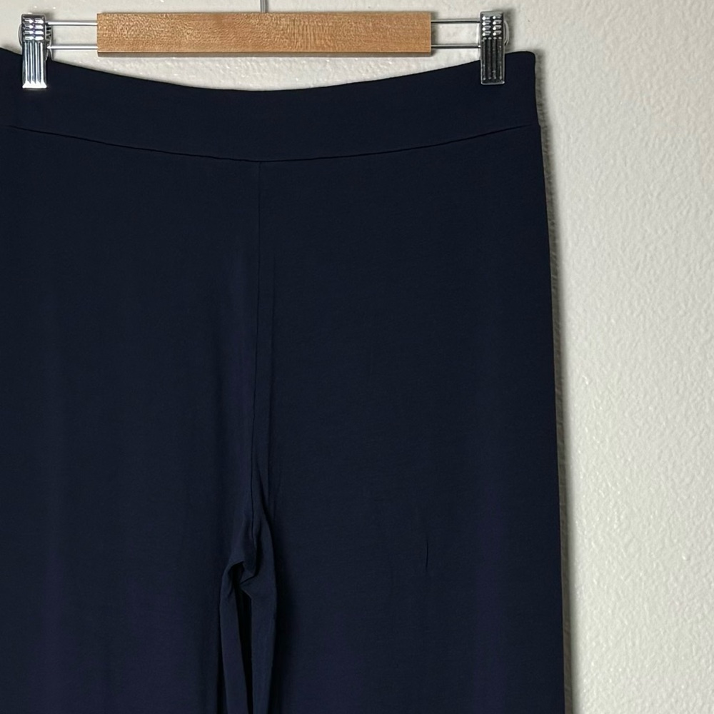 Eileen Fisher Navy Wide Leg Pants 95% viscose 5% Elastane. - Picture 11 of 16
